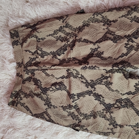 NEW!  Asos Snakeskin Python Print Nylon Cargo Pocket Slim Combat Pants - Picture 7 of 10